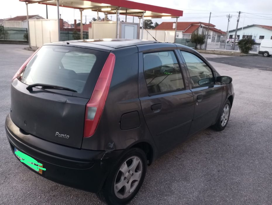 Fiat Punto 2002.64672958281475123