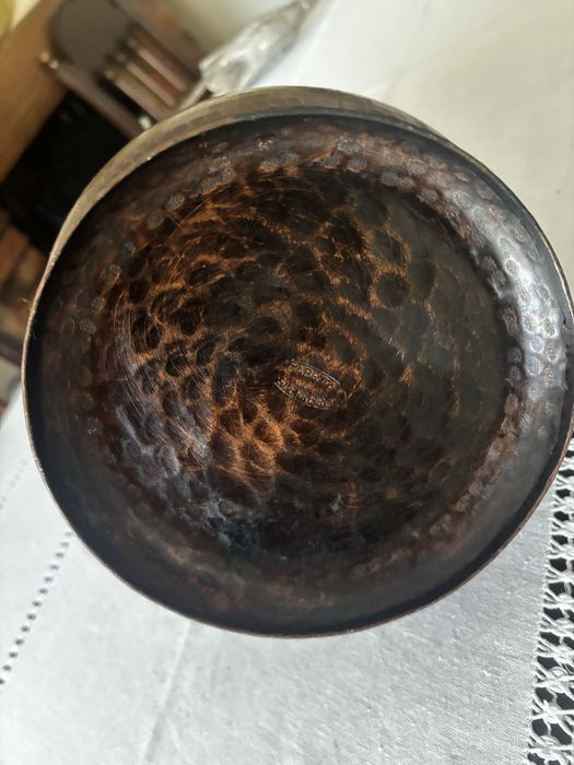 Jarro antigo em cobre martelado – Cabrita Guerreiro (Portugal)