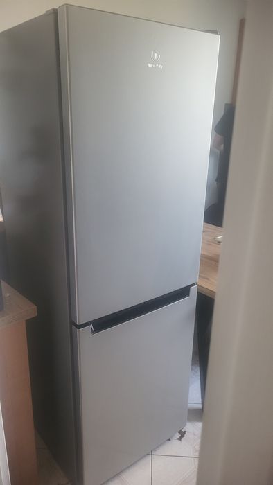Lodówka Indesit  używana sprawna