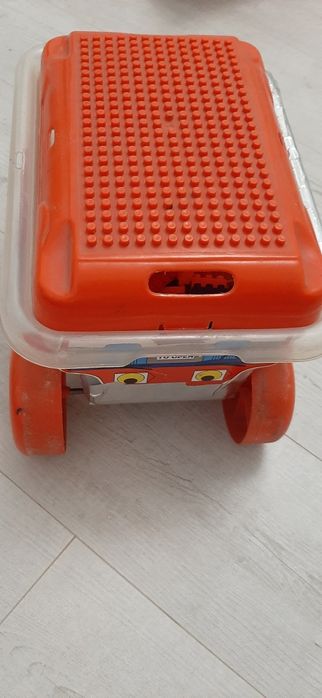 Klocki w samochodziku Basic blocks car