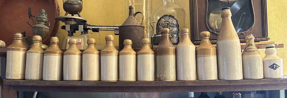 Garrafas antigas grés