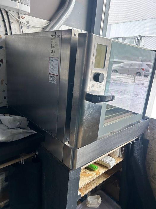 Обладнання , меблі , техніка