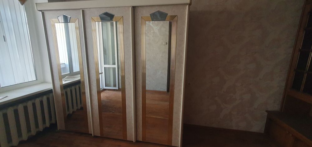 Мебель б/у продам