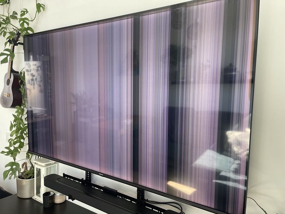 Telewizor 65 cali Hisense uszkodzona matryca