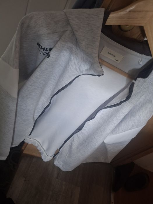 Sprzedam Dres reserved