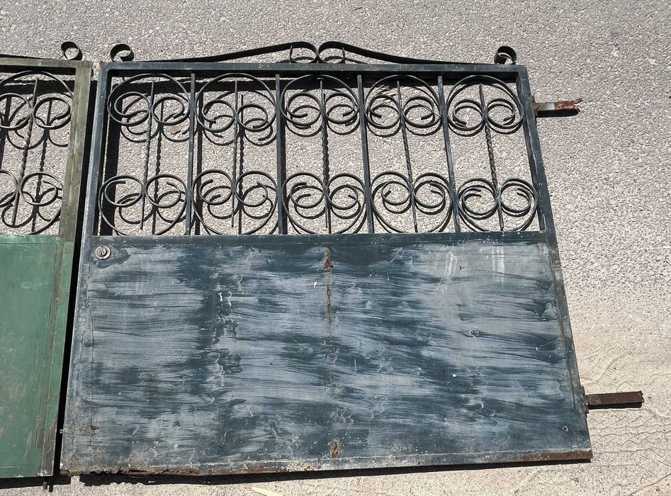 Portões (L280cm x A138cm)