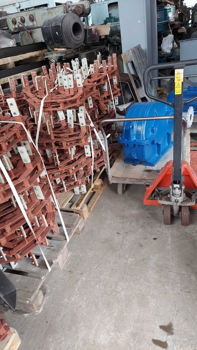 Вальцуем трубы, самотеки зерновые , цепь м112 , утф320, ролики конвейе