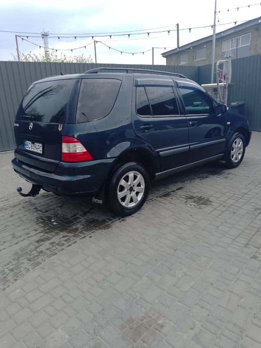 Mercedes - Benz ML 320