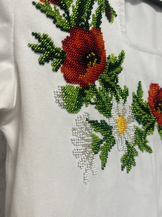 Плаття вишите бісером