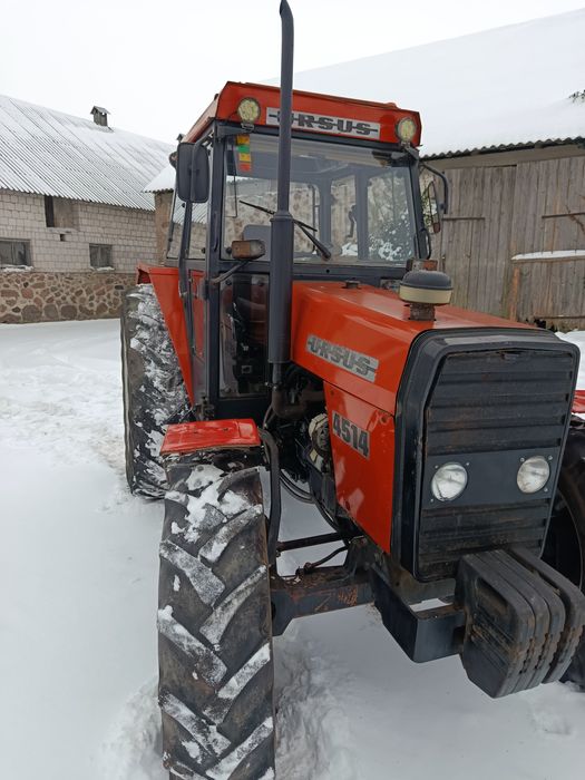 Ursus 4514 super stan