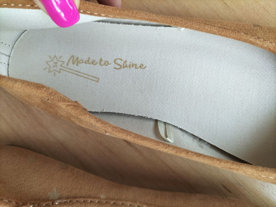 Sabrinas novas castanho claro