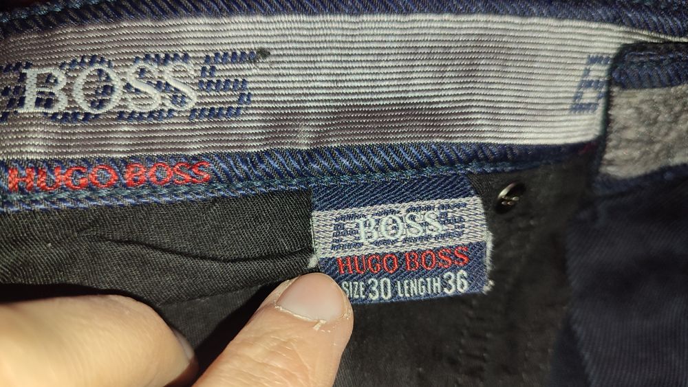 Джинси чоловічі темно сині BOSS. W30, L36