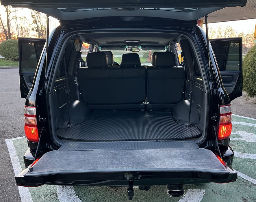 Toyota Land Cruiser 100 4.7 off-road