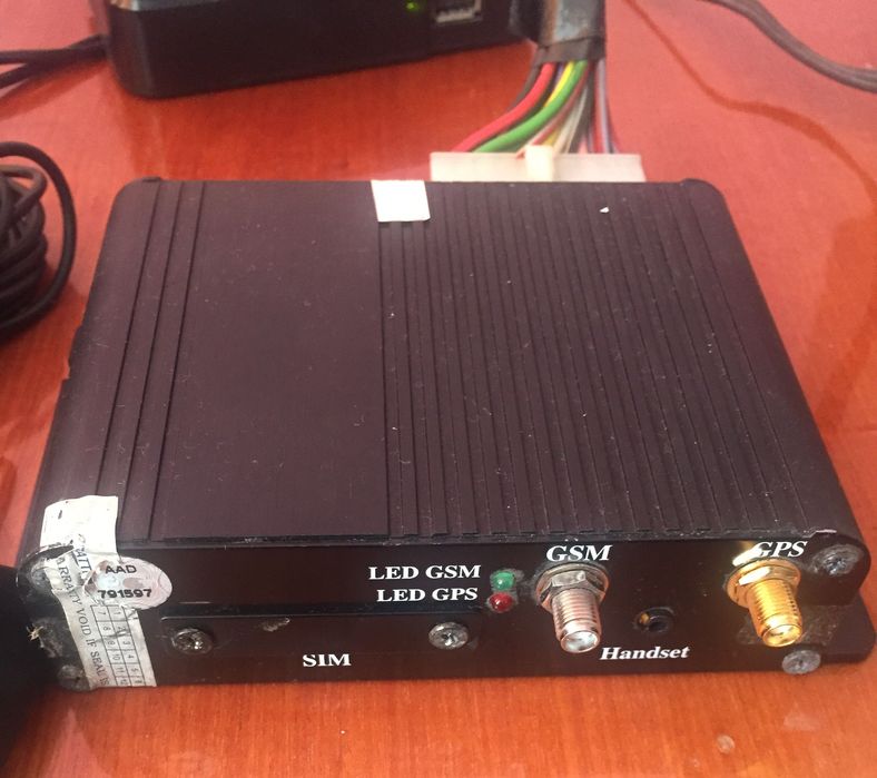 Автомобильный GPS трекер