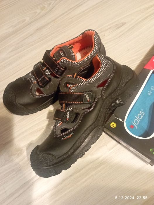 Buty jalas Monza sport rozmiar 42 wkladka 28 nowe  nowe