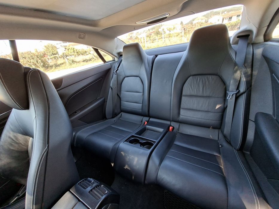 Mercedes-Benz E250 CDI BlueEFFICIENCY Coupé - Teto Panorâmico - 180.000 km