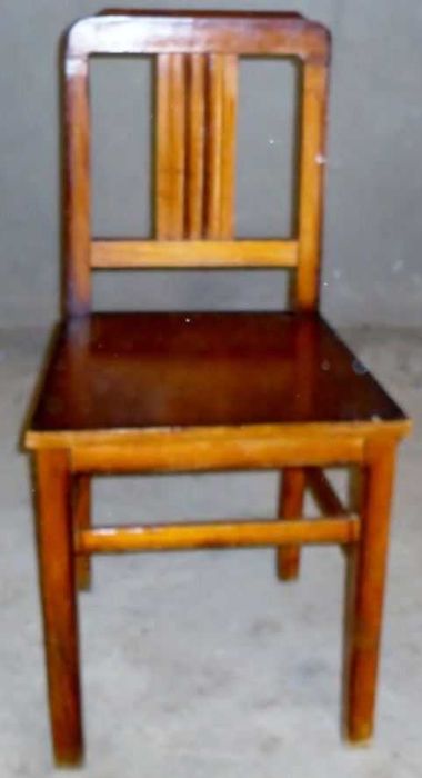 Lote 3 Cadeiras Antigas/Vintage – Madeira + Industrial