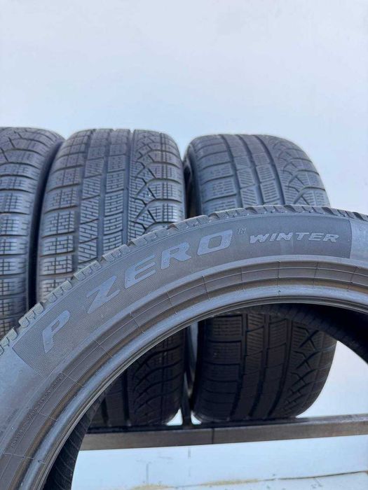 245/45/19 R19 Pirelli Pzero Winter 102H 4шт Зима 7.8-6+мм