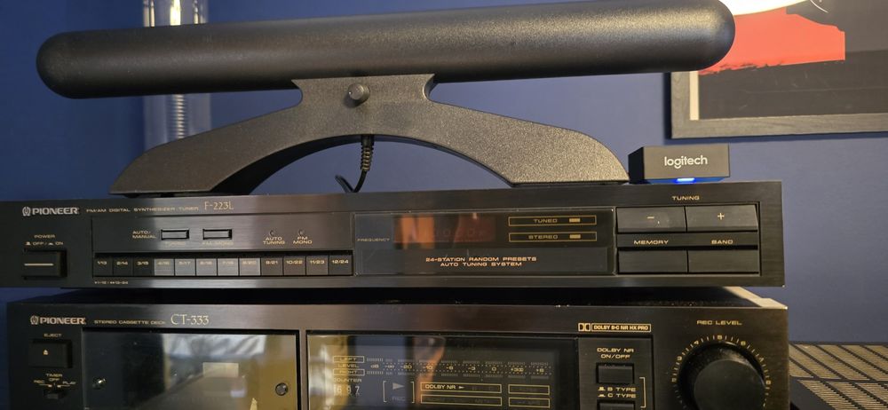 Tuner radiowy Pioneer F-223L made in japan w świetnym stanie