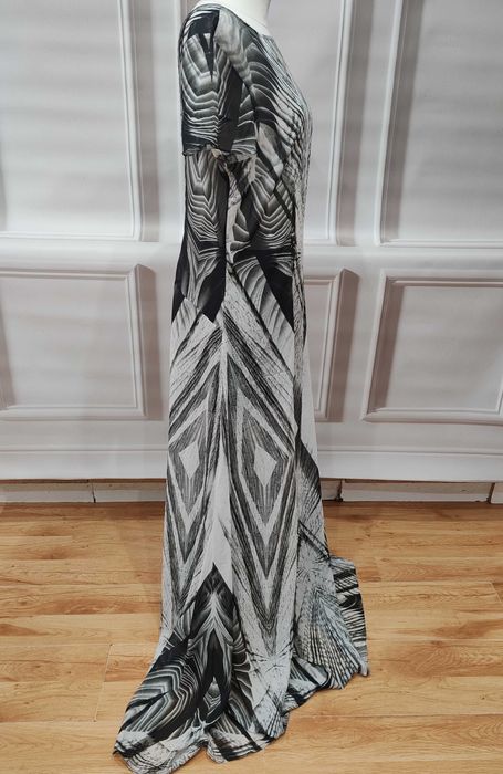 Delikatna maxi koktajlowa sukienka River Island rozmiar 42/44 poliester