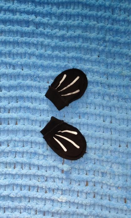 Продам костюм Микки 3 в 1 подойдёт как на мальчика так и на девочку