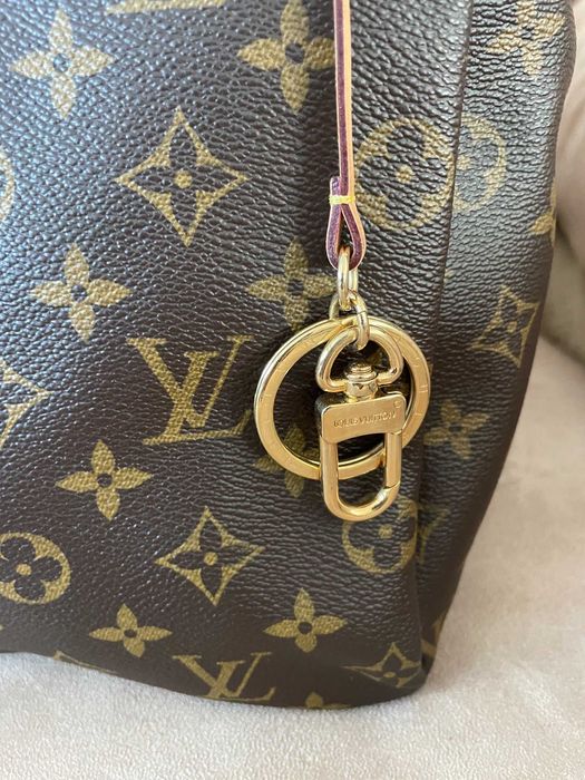 Mala LOUIS VUITTON – modelo Artsy MM