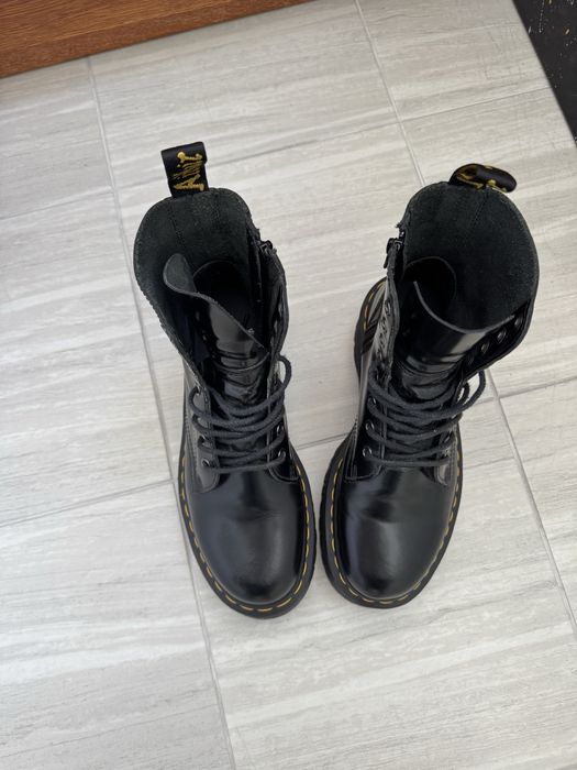 Dr. Martens Мартінси