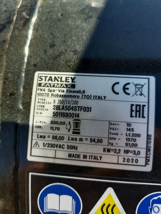 Kompresor stanley fatmax