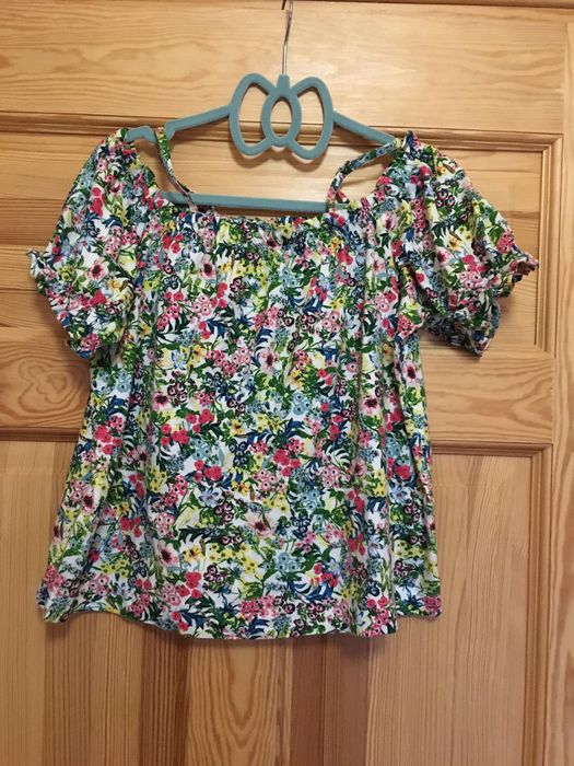 Bluzka HM hiszpanka kwiaty jak nowa