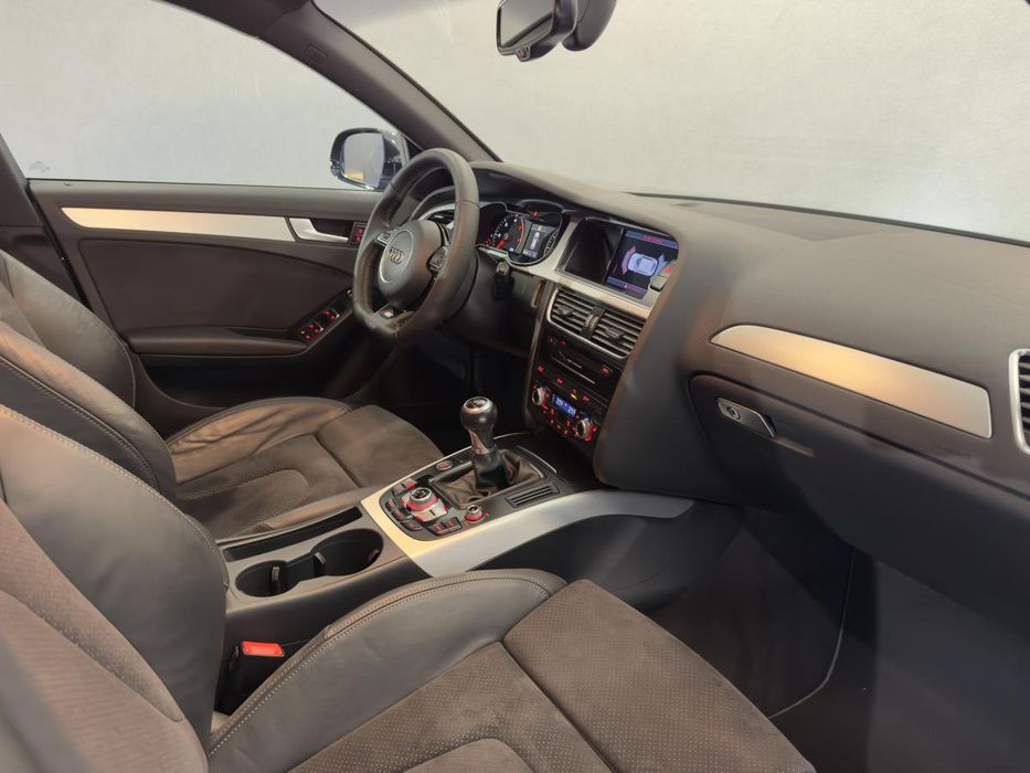 Audi A4 Avant 2.0 TDI DPF clean S-line Sport Pack
