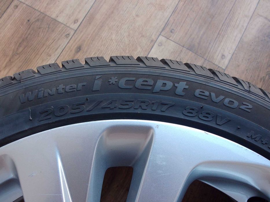 Hankook Winter Icept Evo2 205/45/17 88V