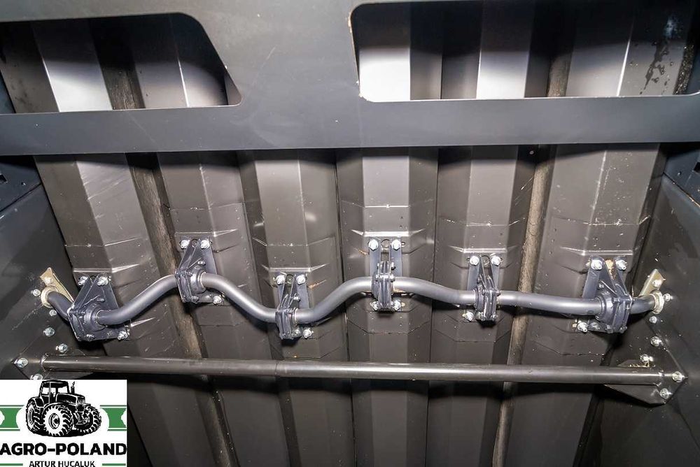 Комбайн NEW HOLLAND CX 8.90 - 1230/1583h + GPS-AUTOPILOT + VARIO 7,62м