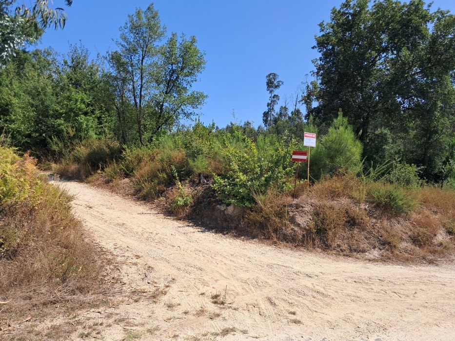 Terreno em frente a EM632A