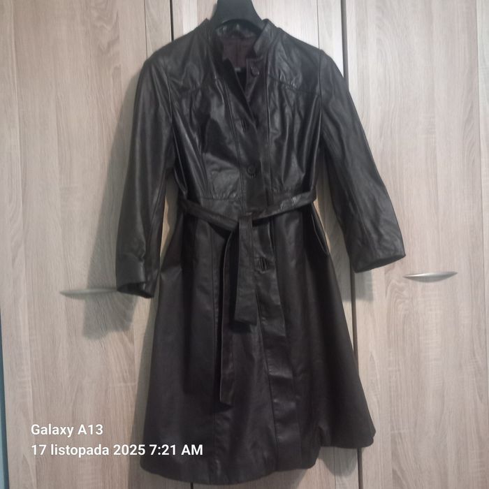 Płaszcz skóra naturalna lekko taliowany