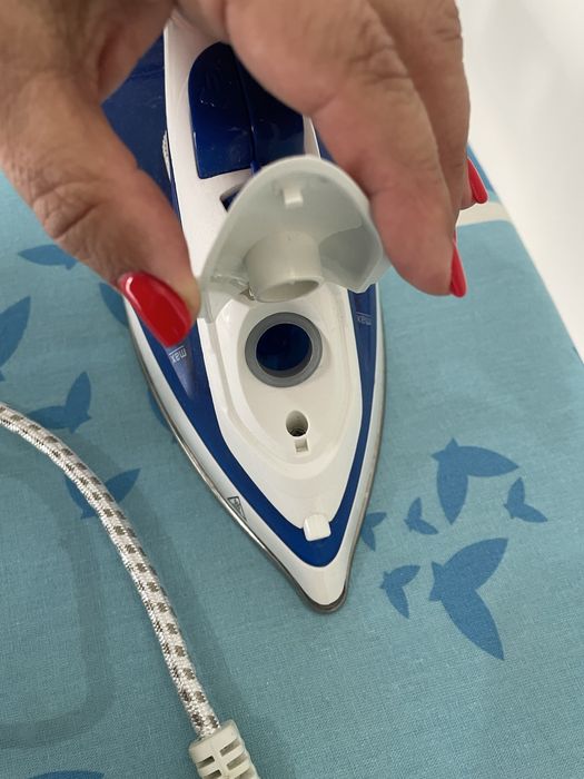 Ferro e tabua de passar64282363841410123