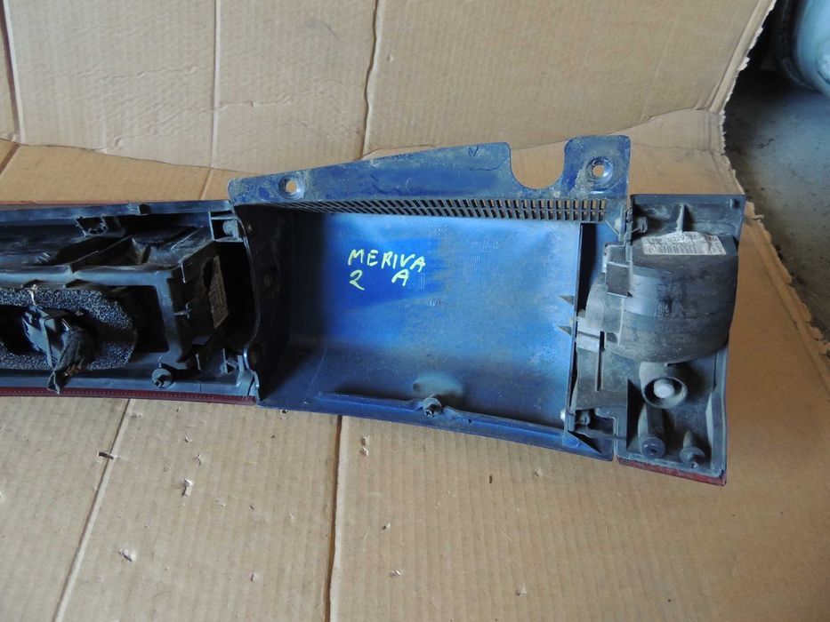 Lampa tył tylna prawa europejska Opel Meriva A 1 I 01,02,03,04-10 Z21B