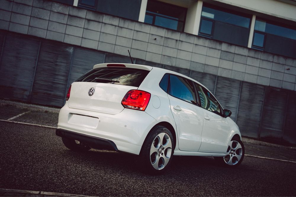 Volkswagen Polo Tdi DSG  Kit R-Line