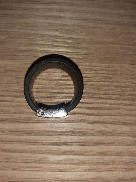 Anel / aliança prata com preto