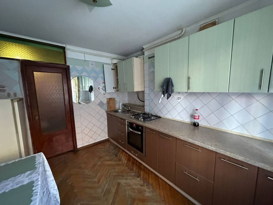 Продам 3к Перемога -3, Наб Перемоги, 104, поверх 1/9, МОЖНА БЕЗНАЛ (є орендарі)