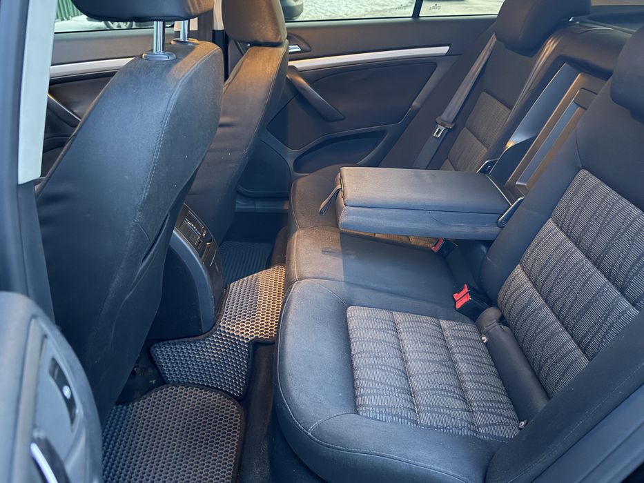 Продам Skoda Octavia 1.8