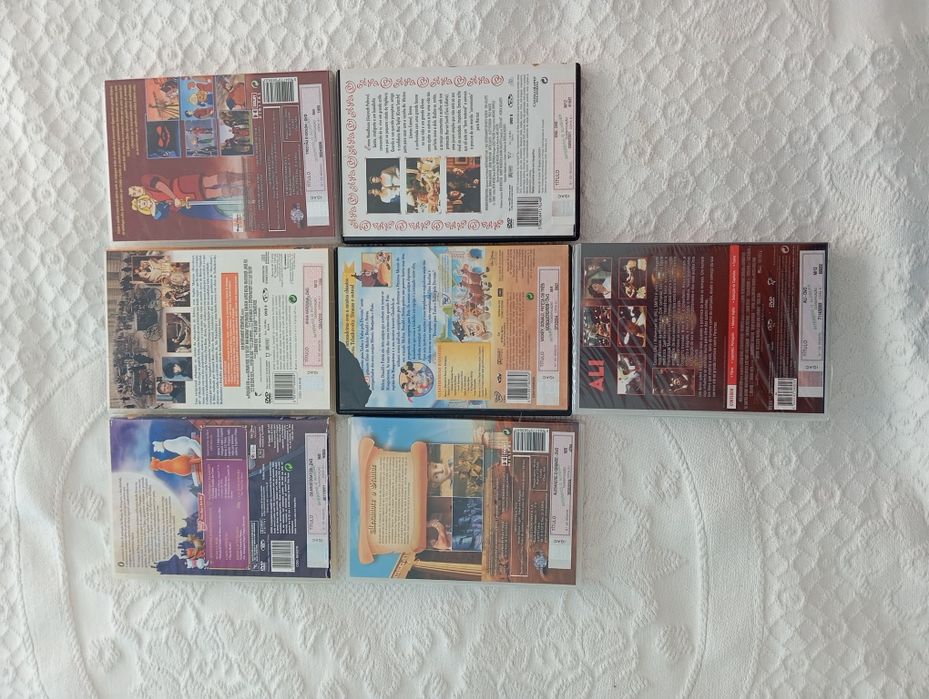 Conjunto de 7 DVDs variados