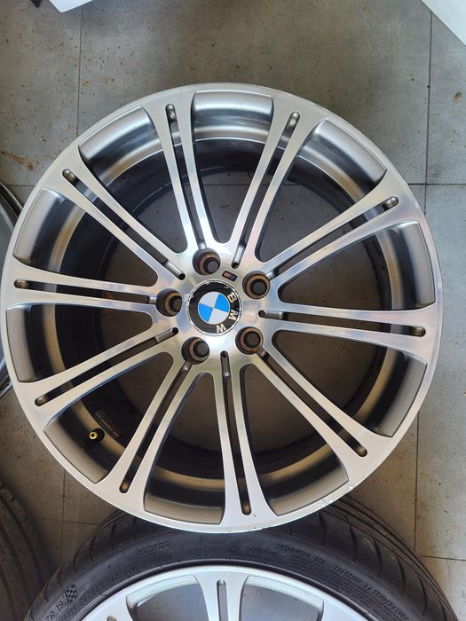 Felgi 19 cali BMW m3 e92 e93 e90 m3 e46 f10 f11