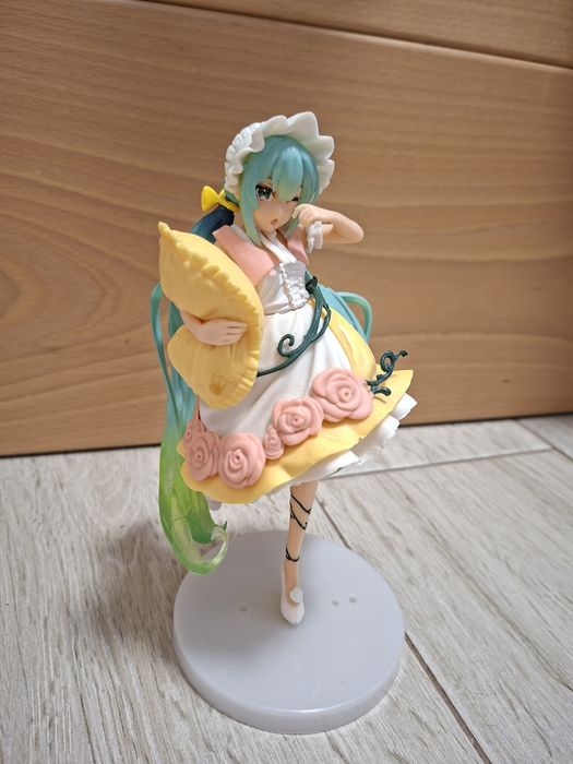 Фігурки Хатсуне Міку