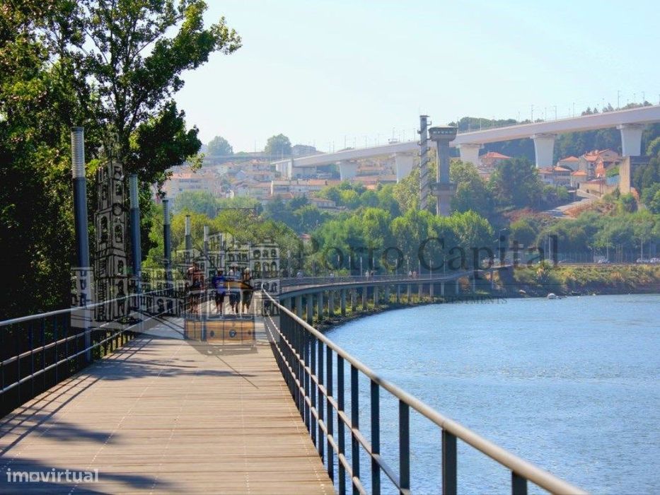 Excelente Apartamento T2+1 Na Oliveira Do Douro