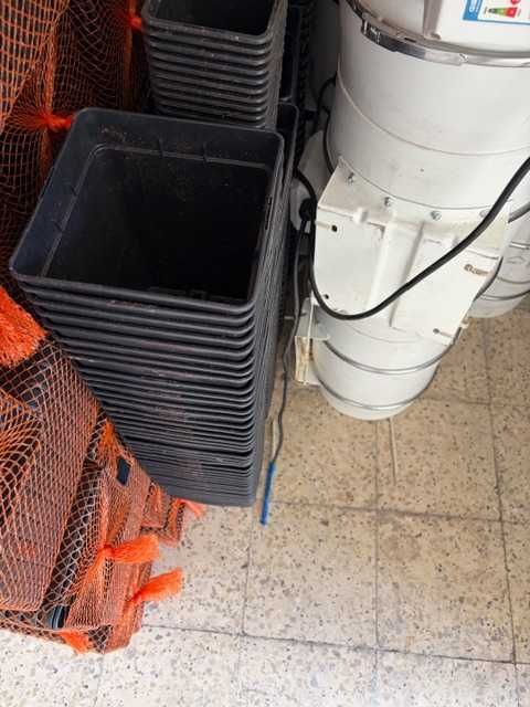Vasos Plástico Novos e Usados