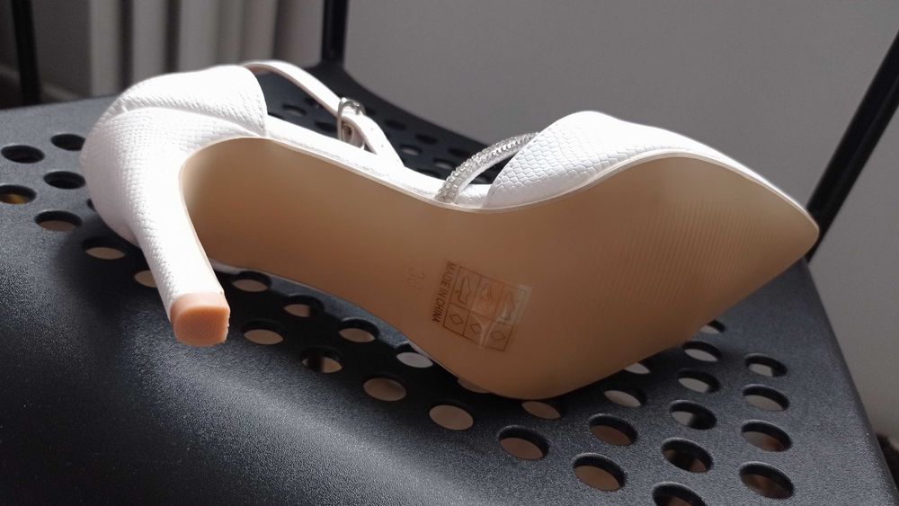 Sprzedam buty, nowe