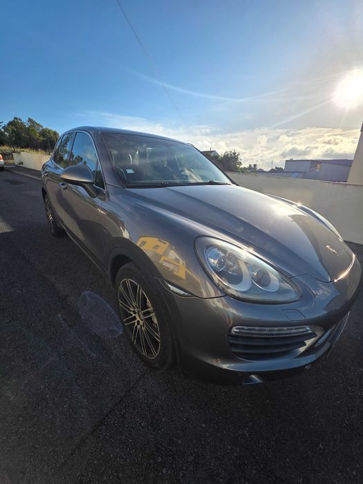 Porsche Cayenne S E-Hybrid