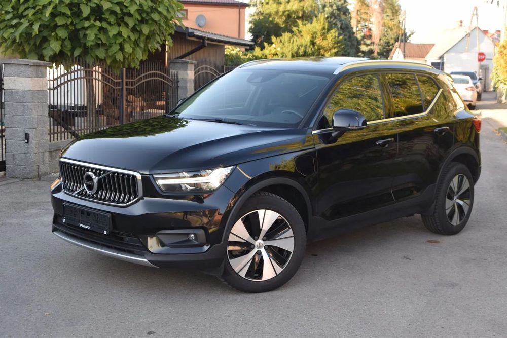 Volvo XC 40 Hybryda 1.5 129KM + 82KM Panorama~ Navi~ Kamera~ Full LED~ Hak