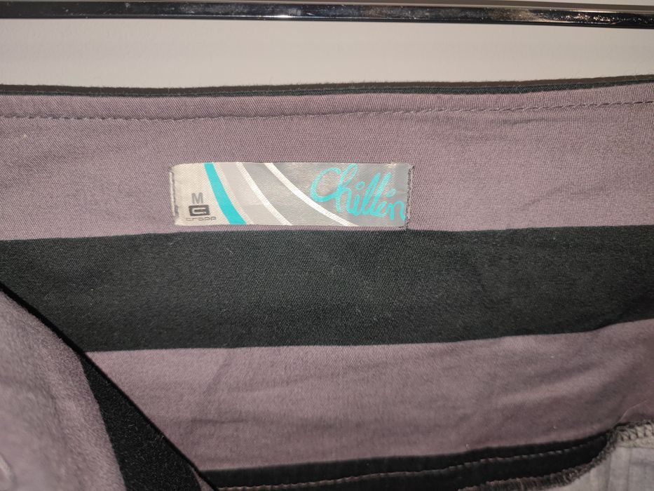 Pasiasta krótka spódniczka Cropp M