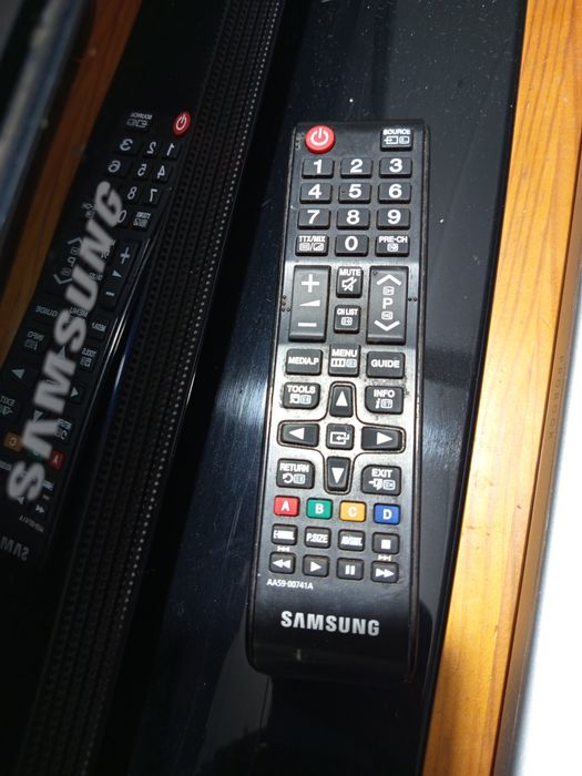 Samsung 32polegada” – em ótimo estado!